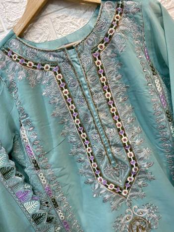 Ramsha R 1003 Designer Partywear Salwar Kameez Collection